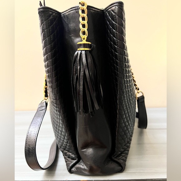 Authentic Bally Black Quilted Lamb Skin Purse - Picture 8 of 16